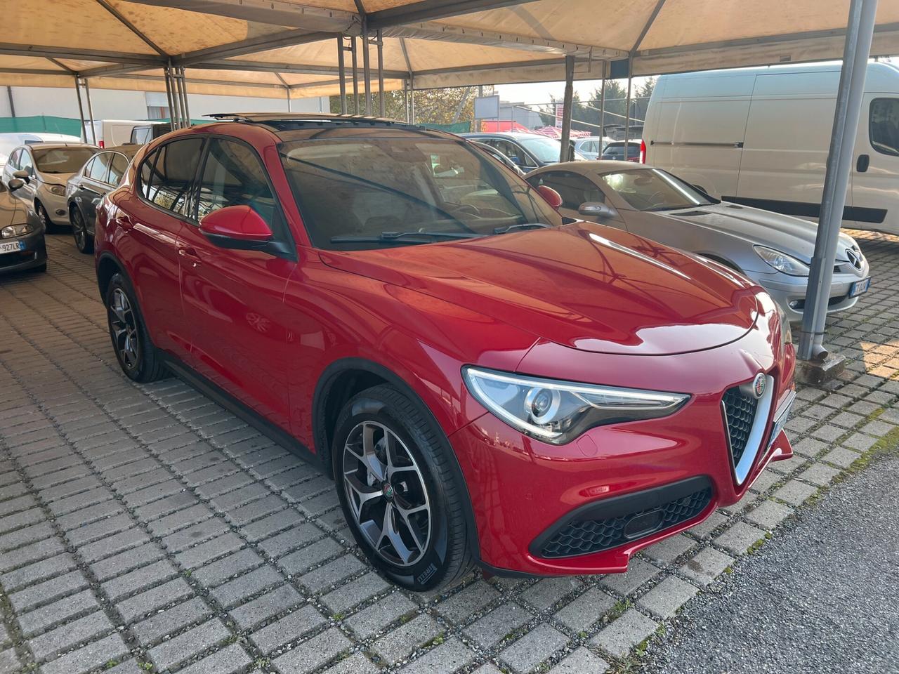 Alfa Romeo Stelvio 2.2 Turbodiesel 210 CV AT8 Q4 Executive TETTO APRIBILE