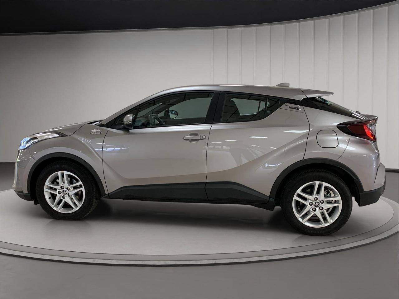 Toyota C-HR 1.8h Active e-cvt