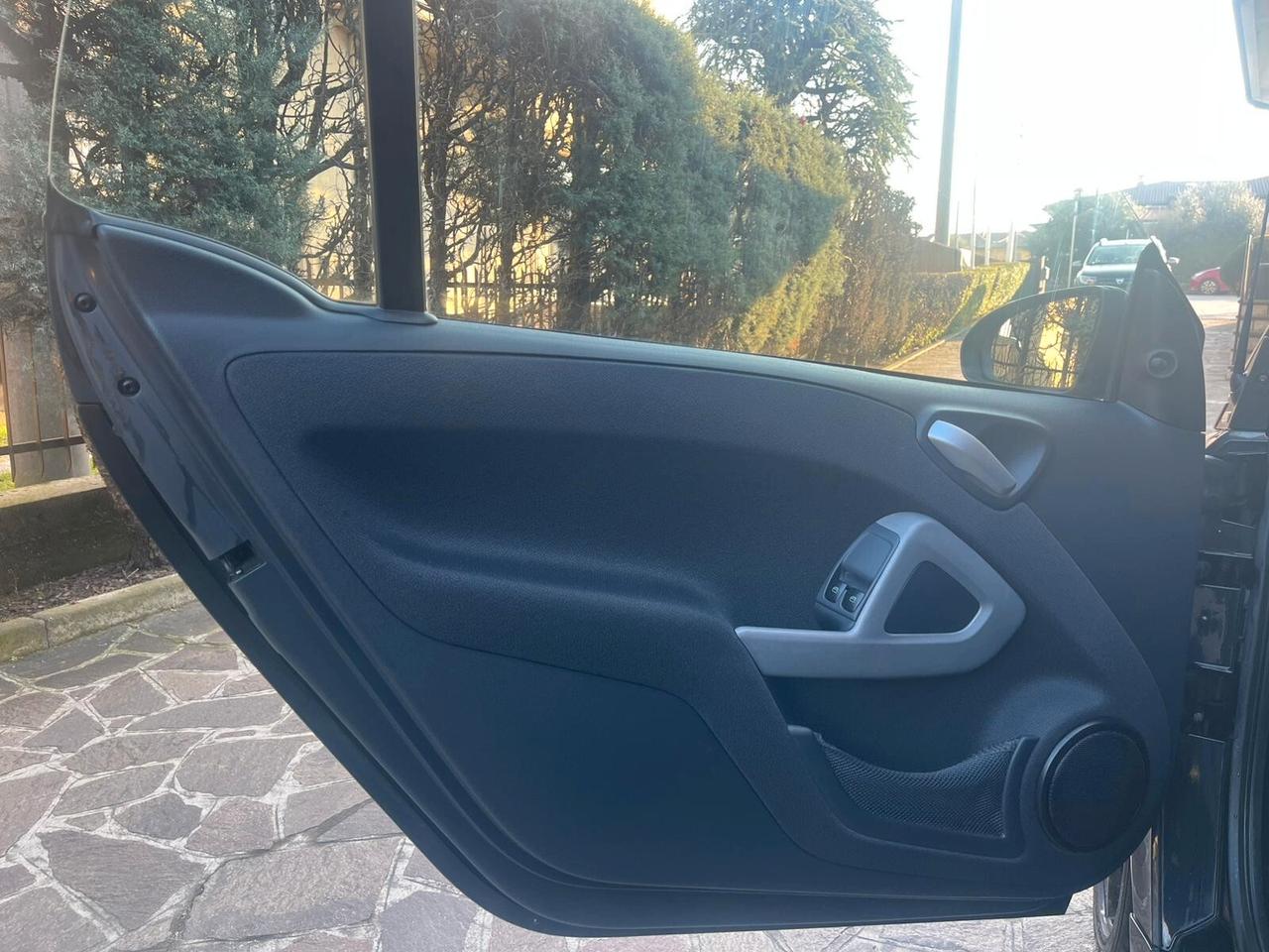 Smart ForTwo 1000 52 kW MHD coupé passion