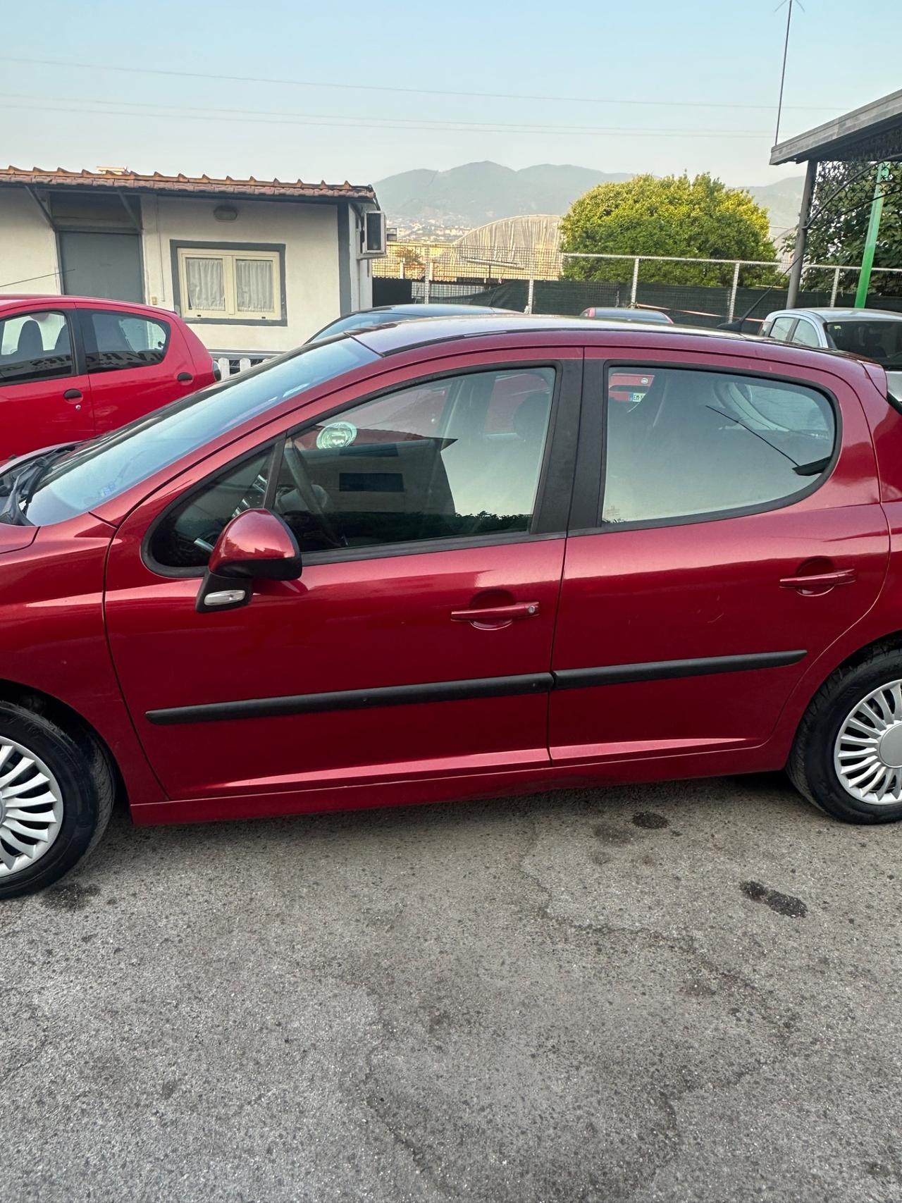 Peugeot 207 1.4 HDi 70CV FAP 5p. XS