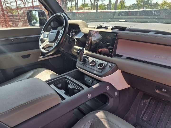 Land Rover Defender 90 3.0D I6 250 CV AWD Auto X-Dynamic SE