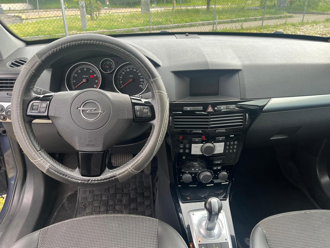 Opel Astra 1.6 16V VVT 5 porte Easytronic Cosmo Si Permuta