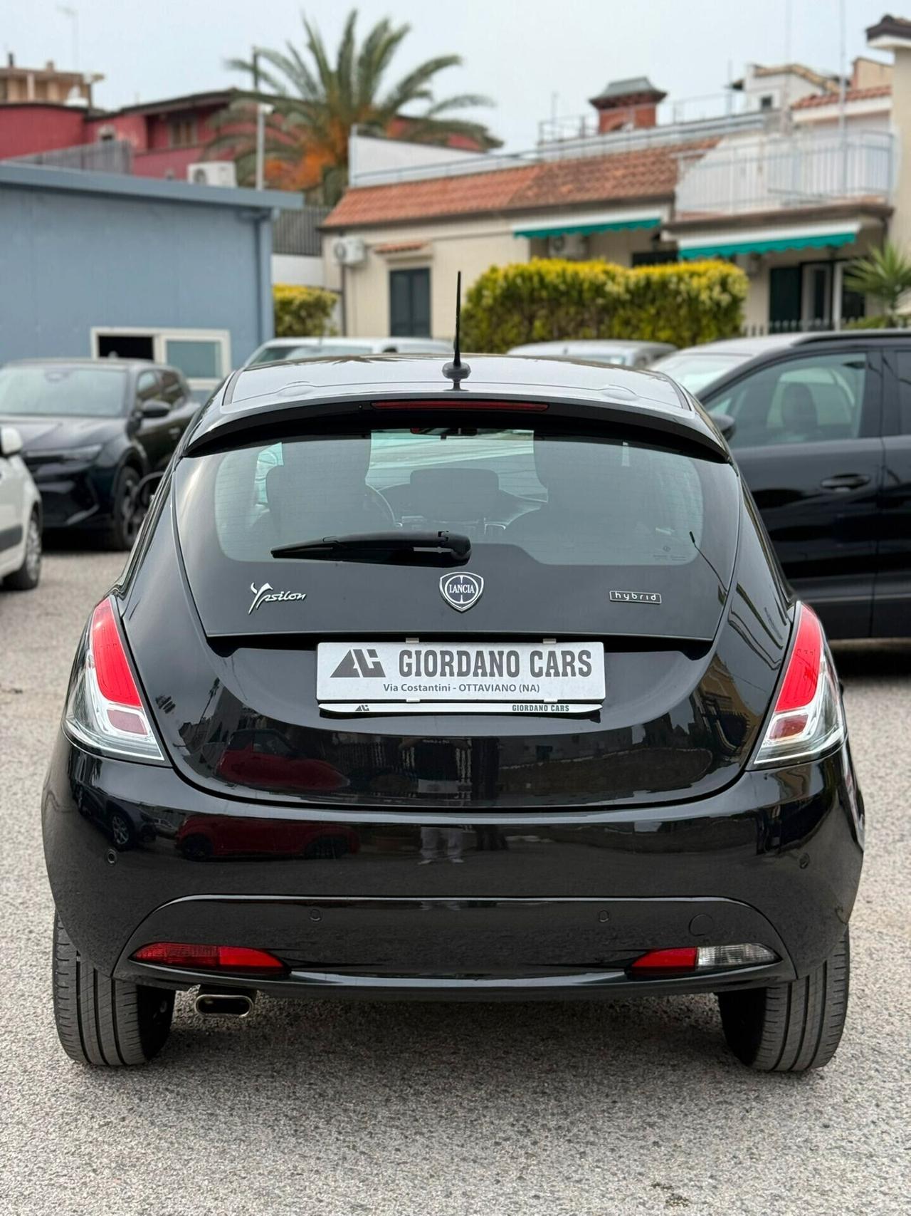 Lancia Ypsilon 1.0 FireFly 5 porte S&S Hybrid Ecochic Gold