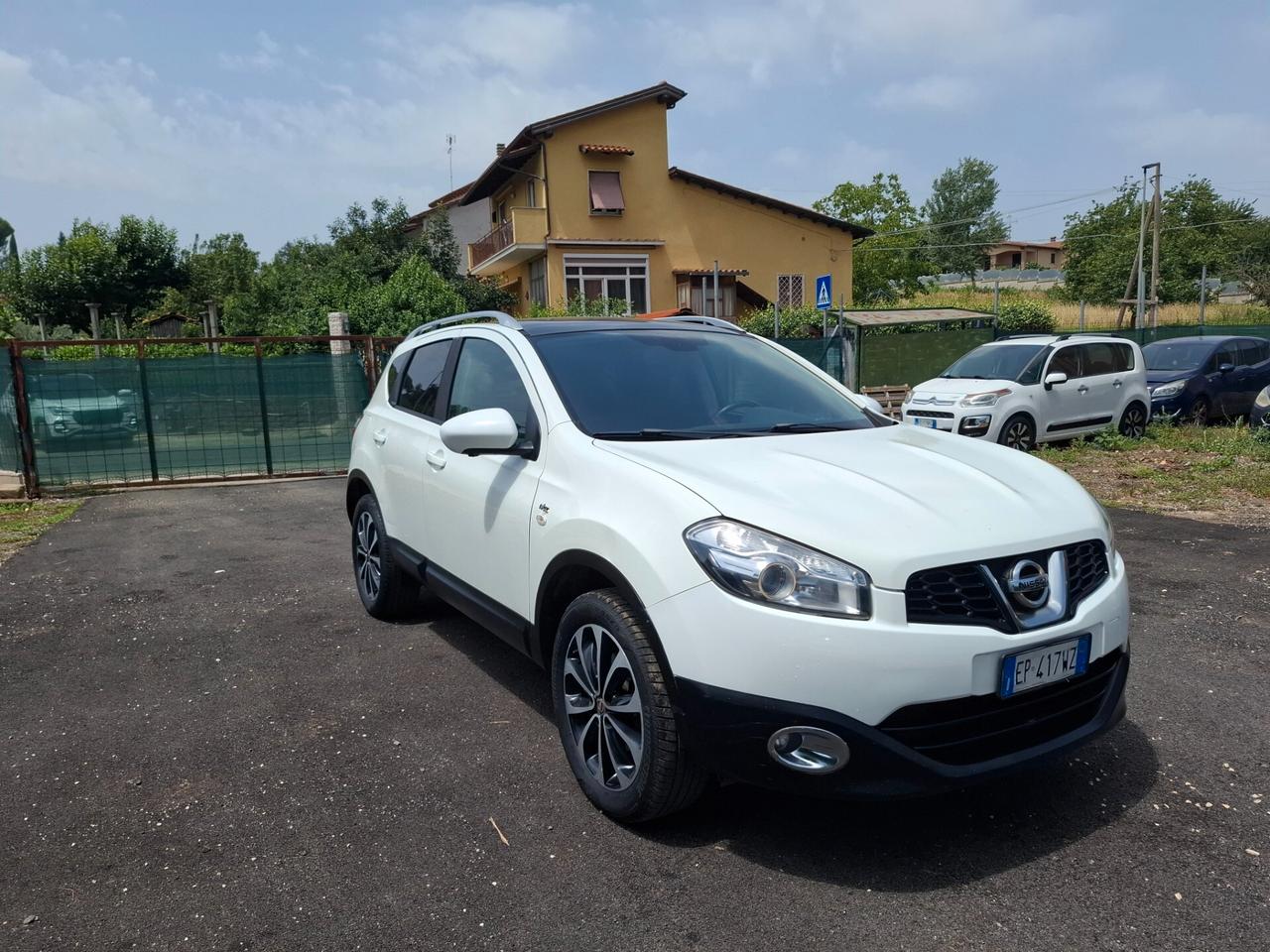 Nisan qashqai