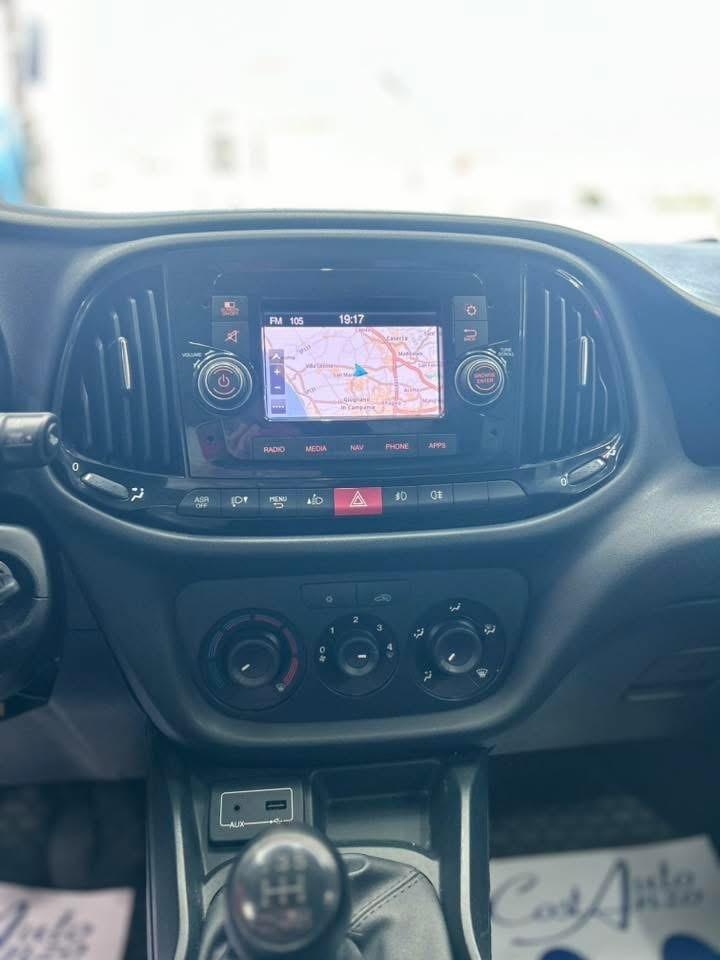 Fiat Doblo 1.3 Multijet 95 cv 2018 3 POSTI