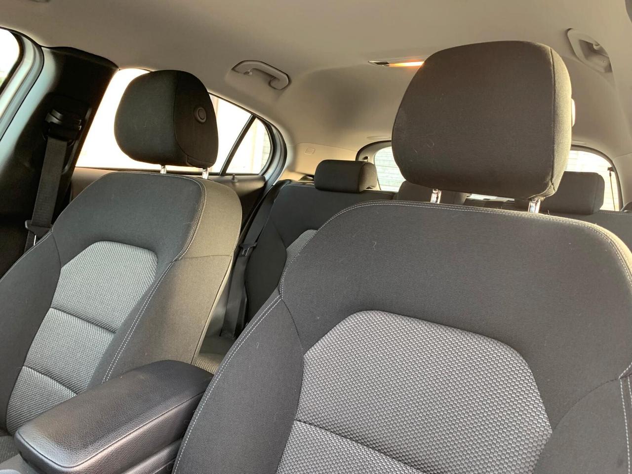 Mercedes-benz GLA 180 Business NEOPAT.