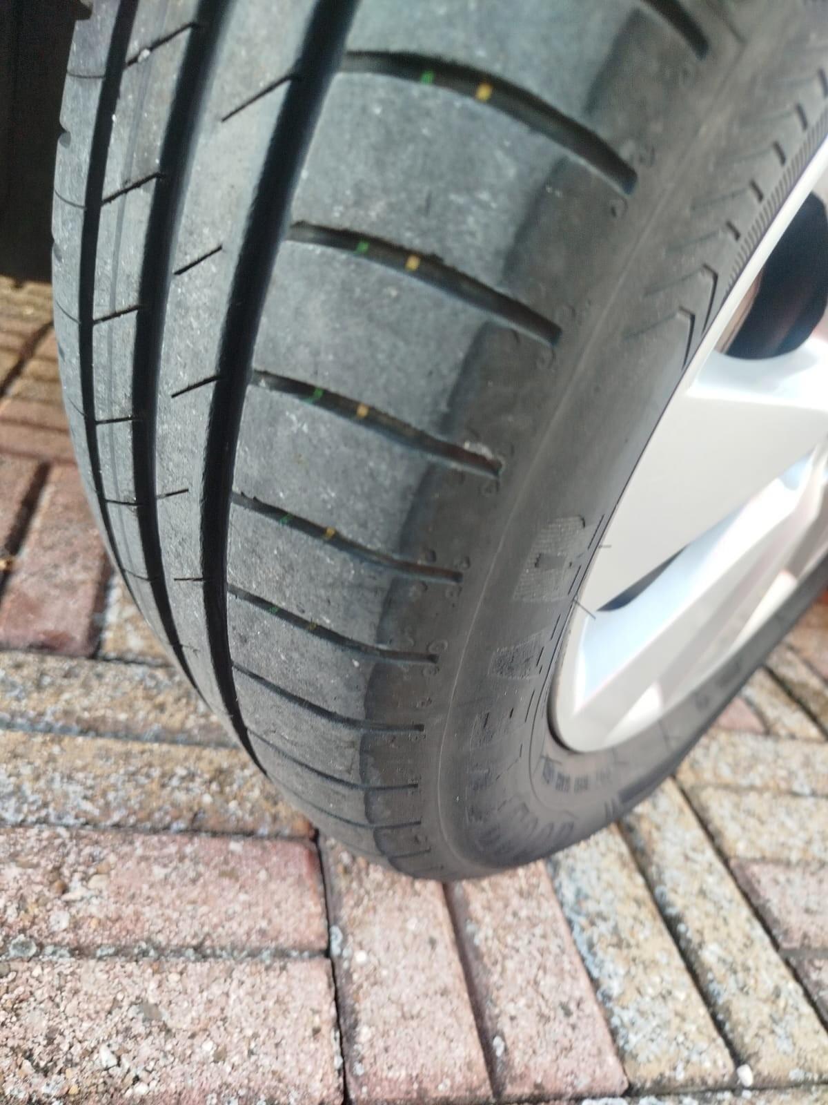 Suzuki Splash 1.0 GPL GLS Safety Pack