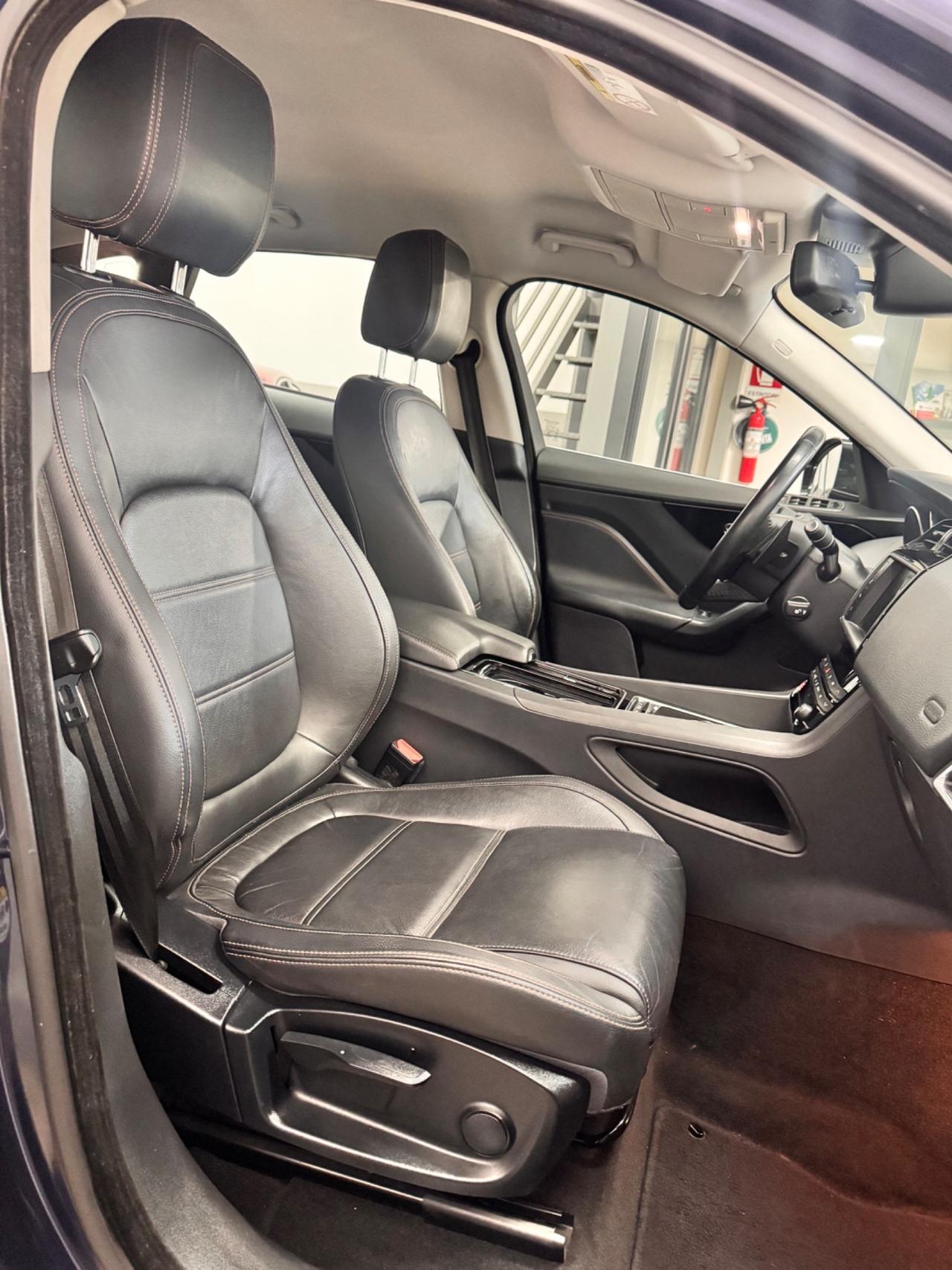 Jaguar F-Pace 2.0D 180 Cv AWD aut. Prestige 2018