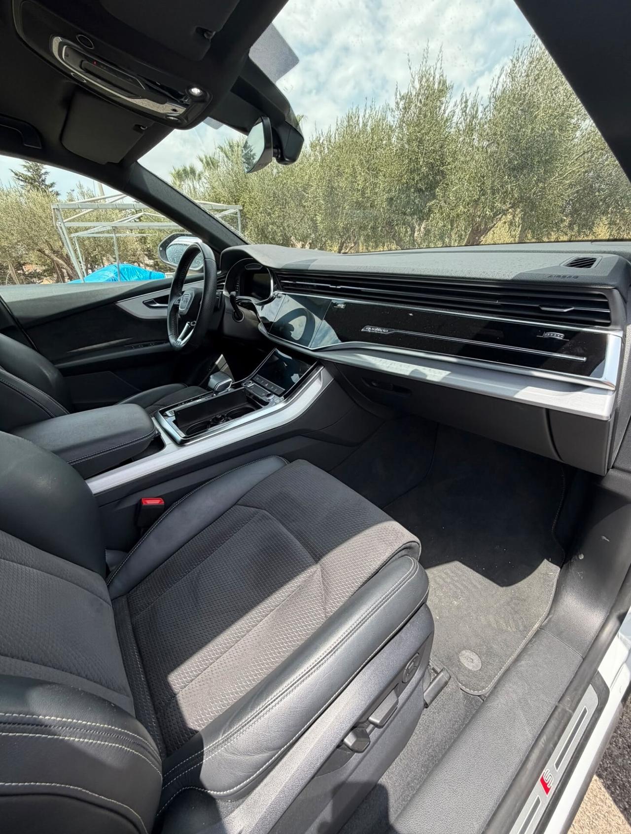 Audi Q8 50 TDI 286 CV quattro S-line