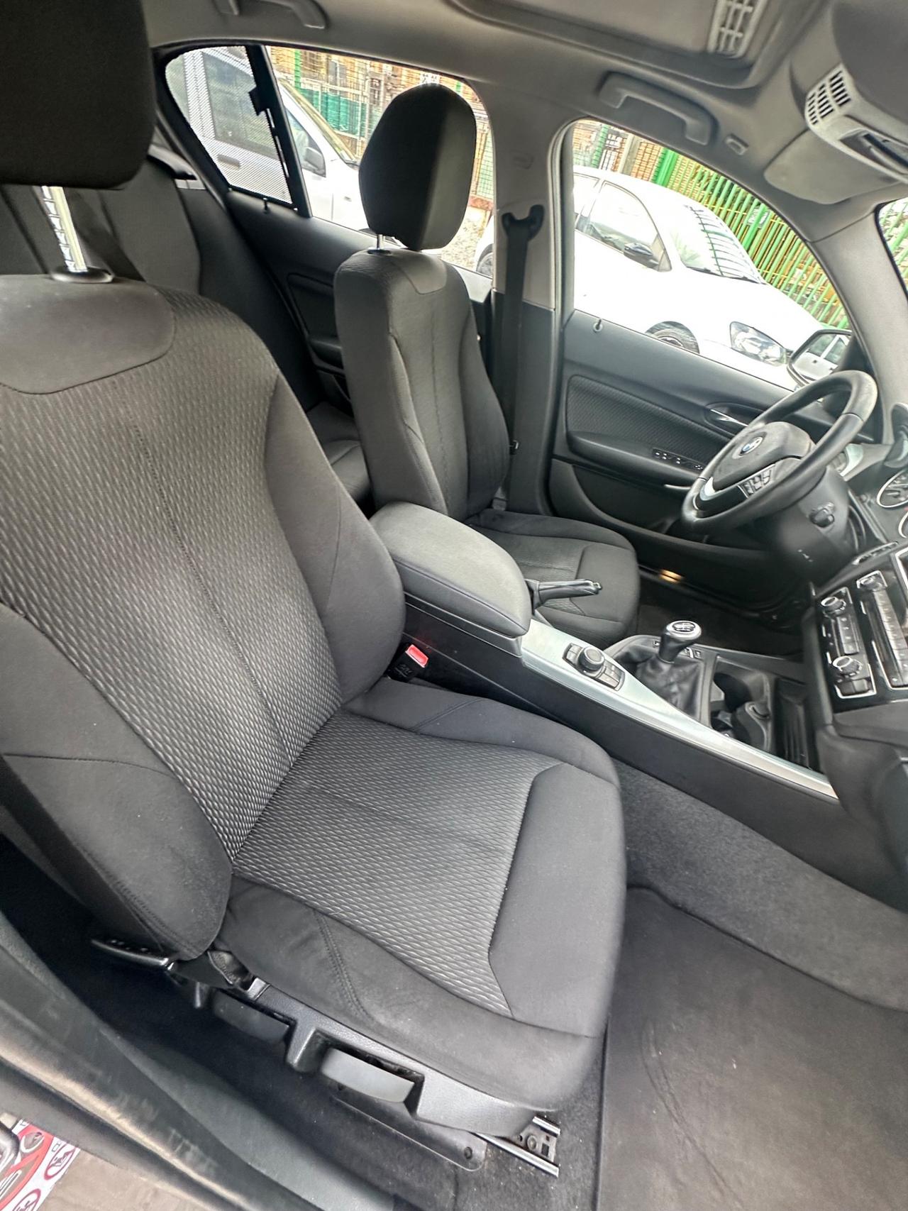 Bmw 116 116d 5p. Urban