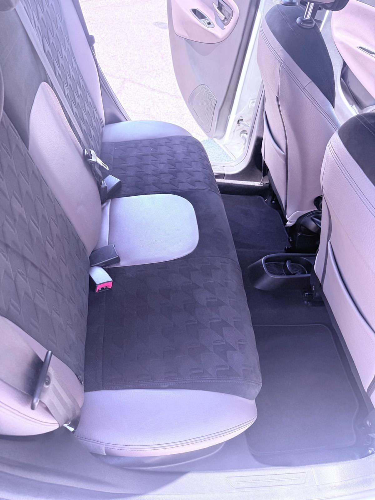Lancia Ypsilon 1.2 69 CV 5 porte GPL Ecochic Silver