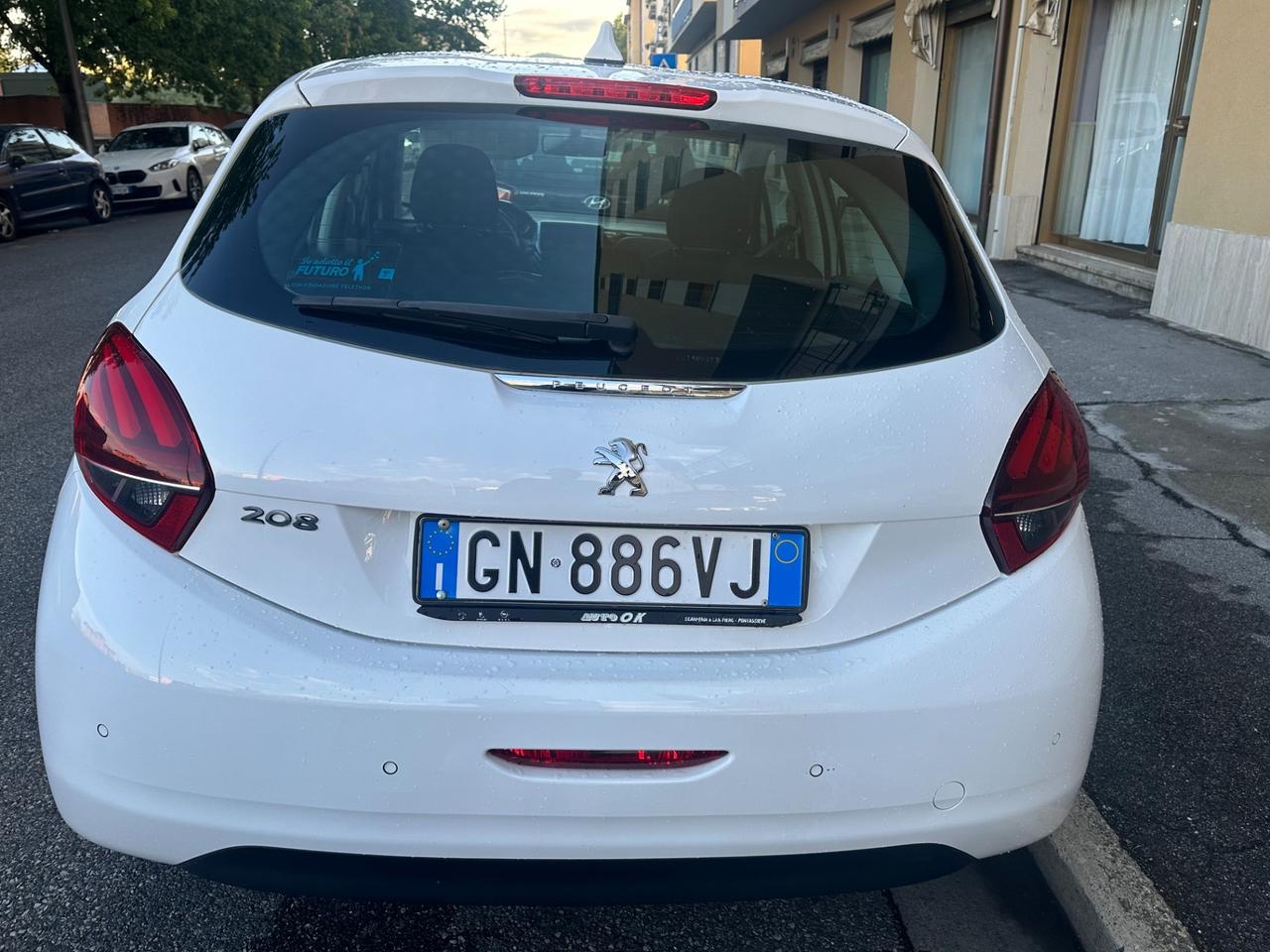 Peugeot 208 BlueHDi 5 porte Active