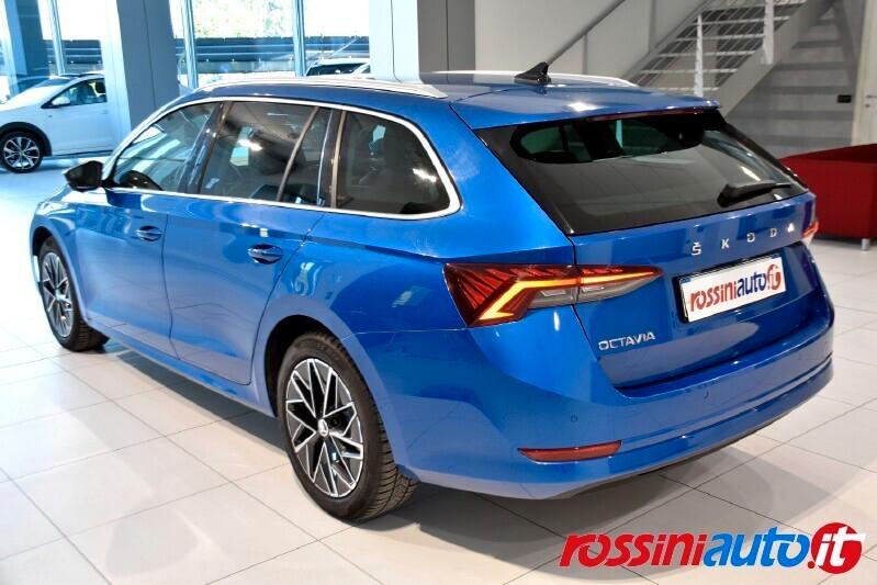 SKODA OCTAVIA WAGON 2.0 TDI 150 CV DSG STYLE + R'17 BI-COLOR V