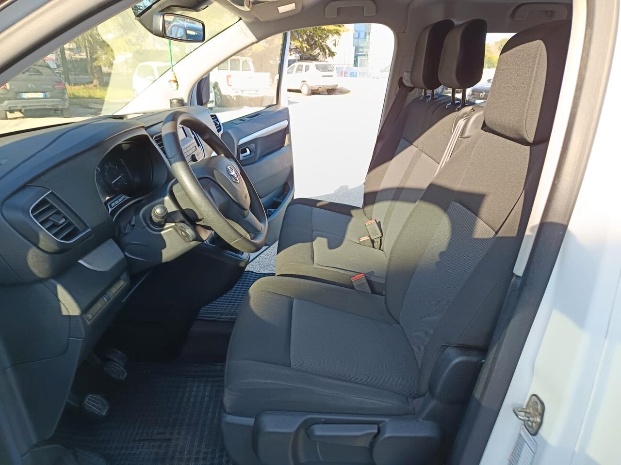 Toyota Proace Verso 1.6D L0 D Luxury