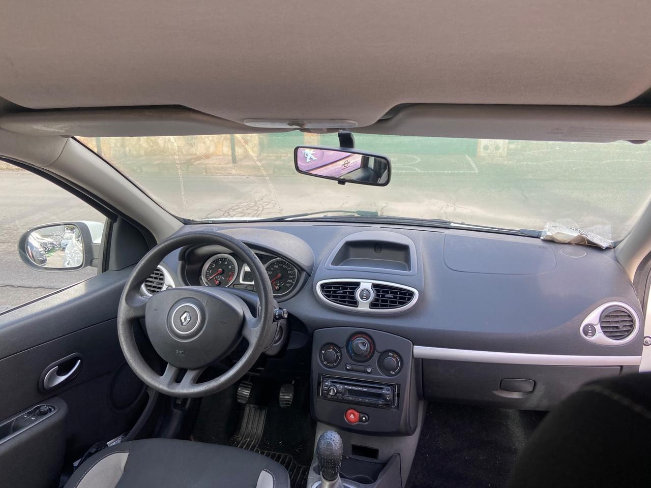 Renault Clio 1.2 16V 3 porte Confort