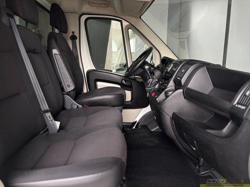 Peugeot Boxer 435 2.0 BlueHDi 160CV P.Lungo centinato con sponda idraulica