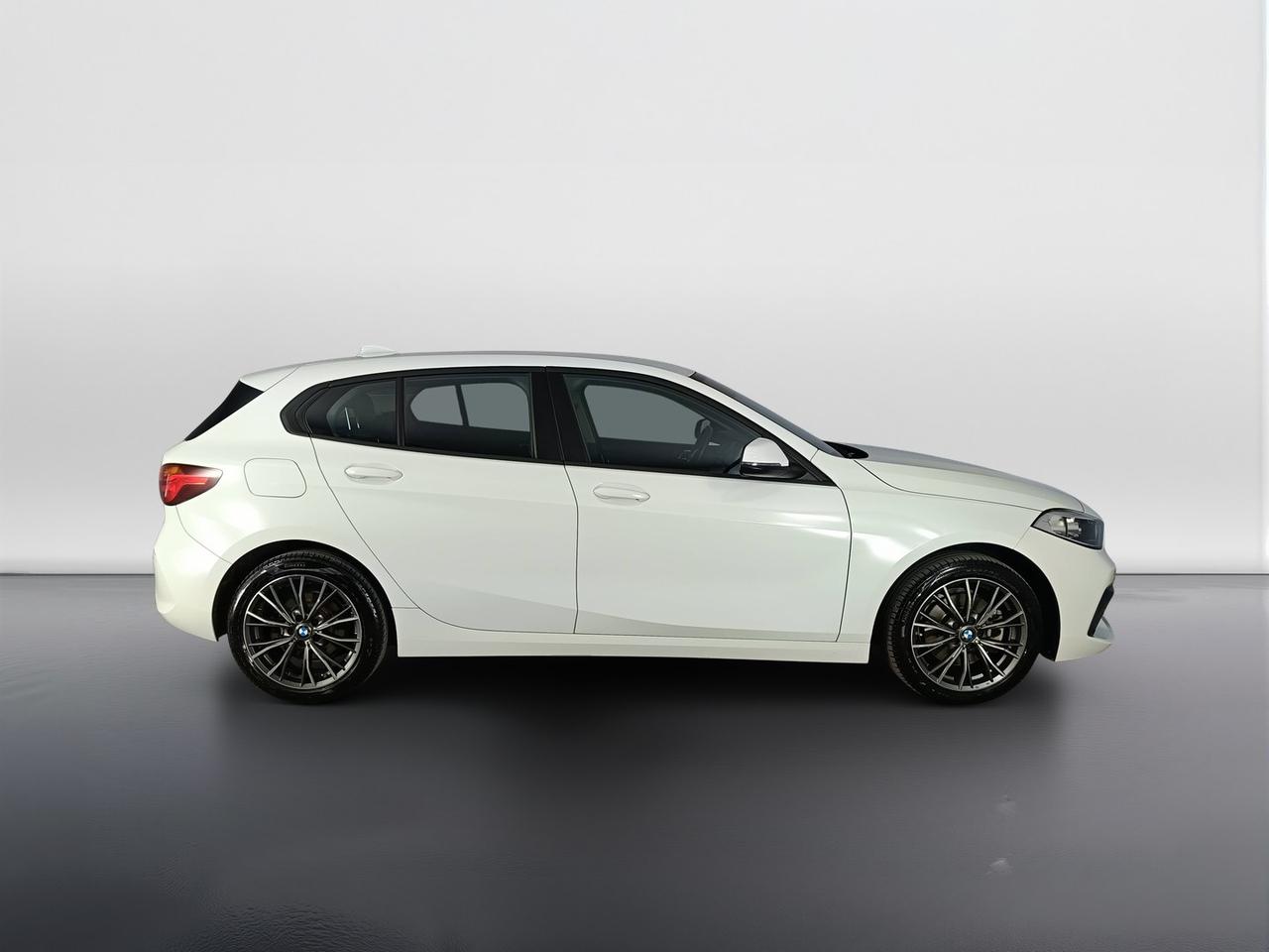 BMW Serie 1 5 PORTE - F40 - 118d 5 Porte