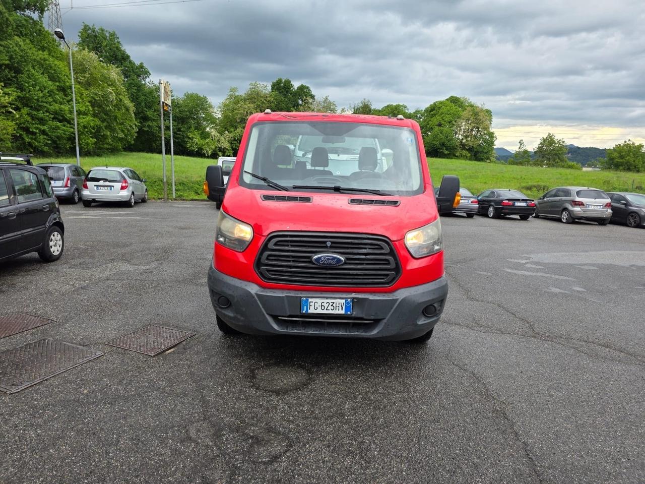 Ford Transit carroattrezzi
