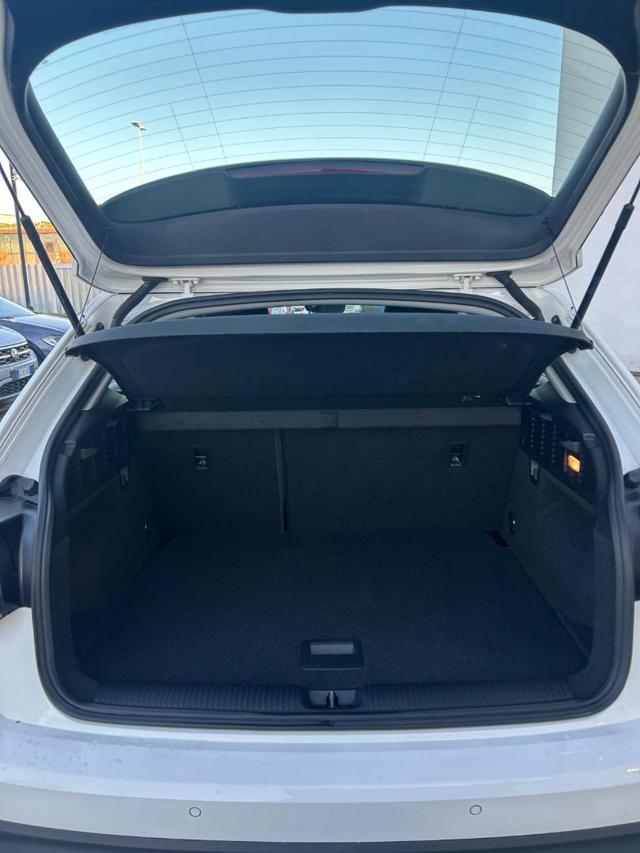 AUDI Q2 30 TFSI Business NEO PATENTATO