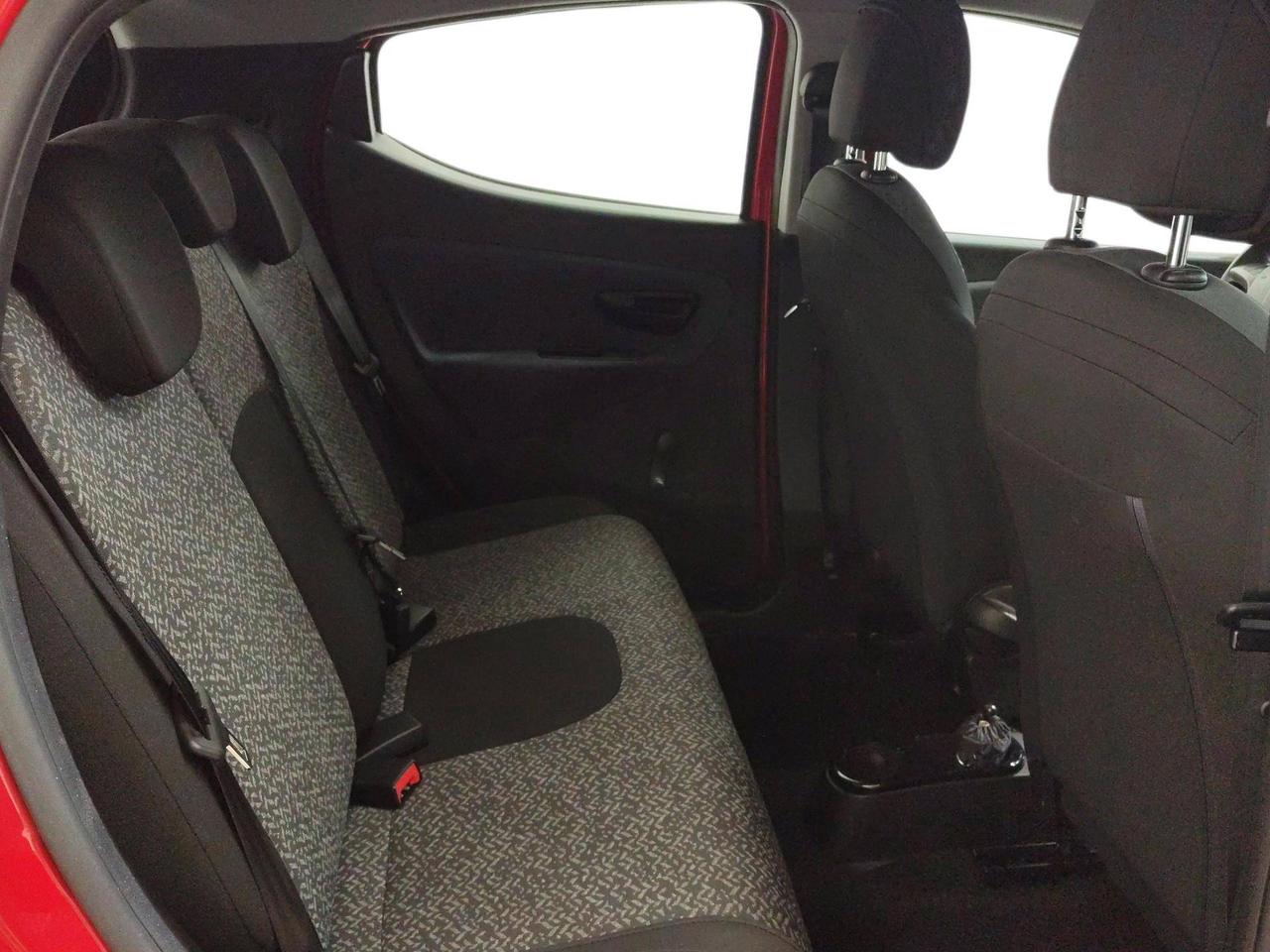 Lancia Ypsilon 1.2 Silver Gpl 69cv