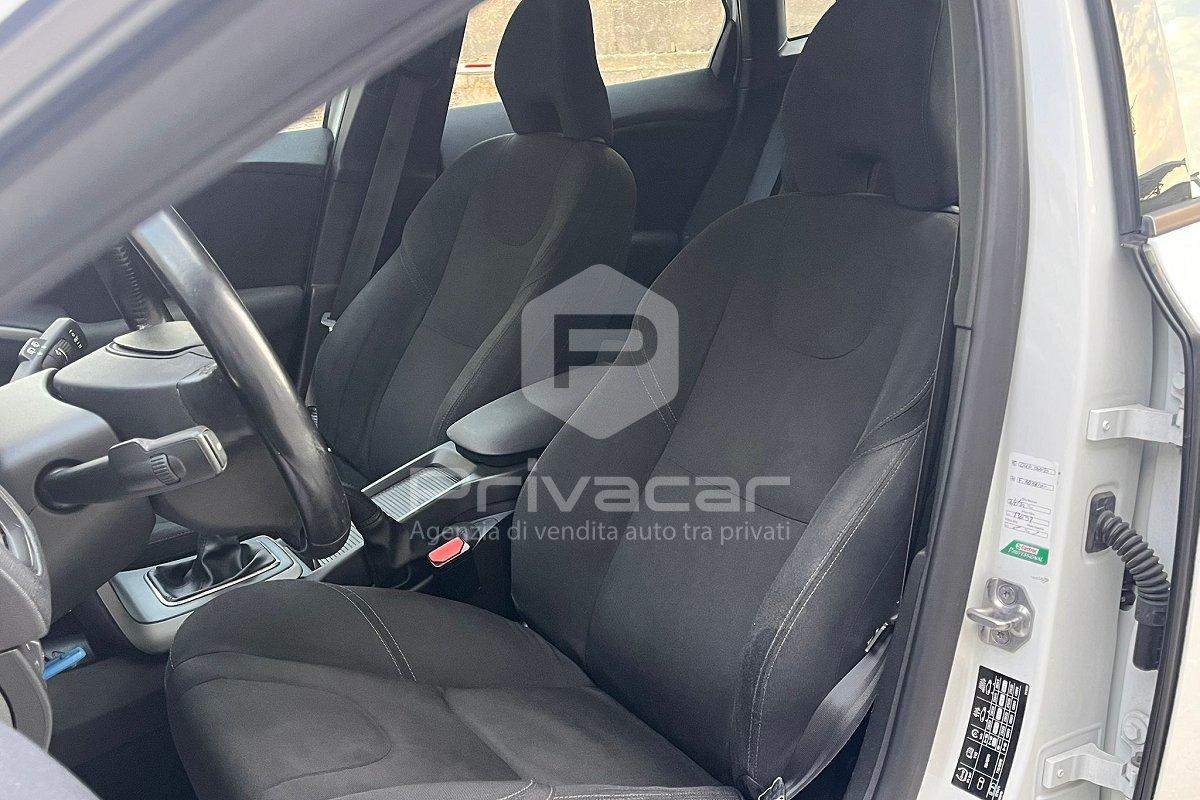 VOLVO V40 D2 1.6 Business Edition