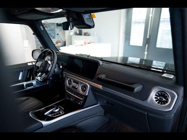 MERCEDES-BENZ G 63 AMG 585CV