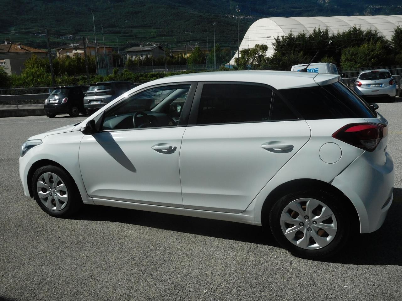 Hyundai i20 1.1 CRDi 12V 5 porte Classic