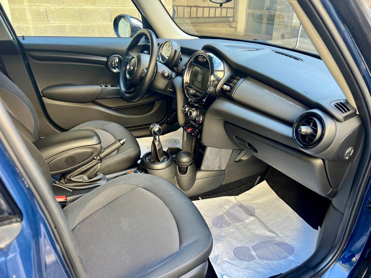 Mini Cooper 5 porte 1.5 Boost
