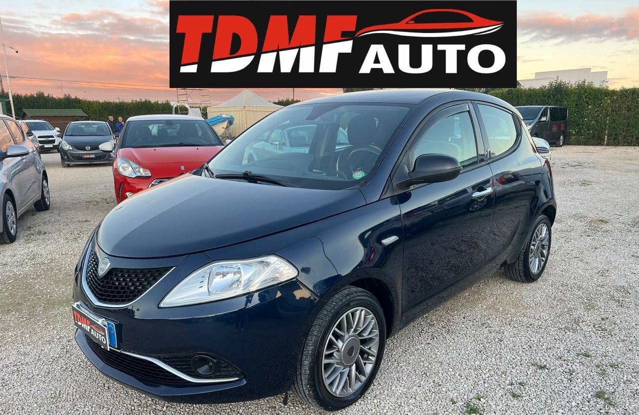 Lancia Ypsilon 1.3 MJT 95 CV 5 porte Platinum