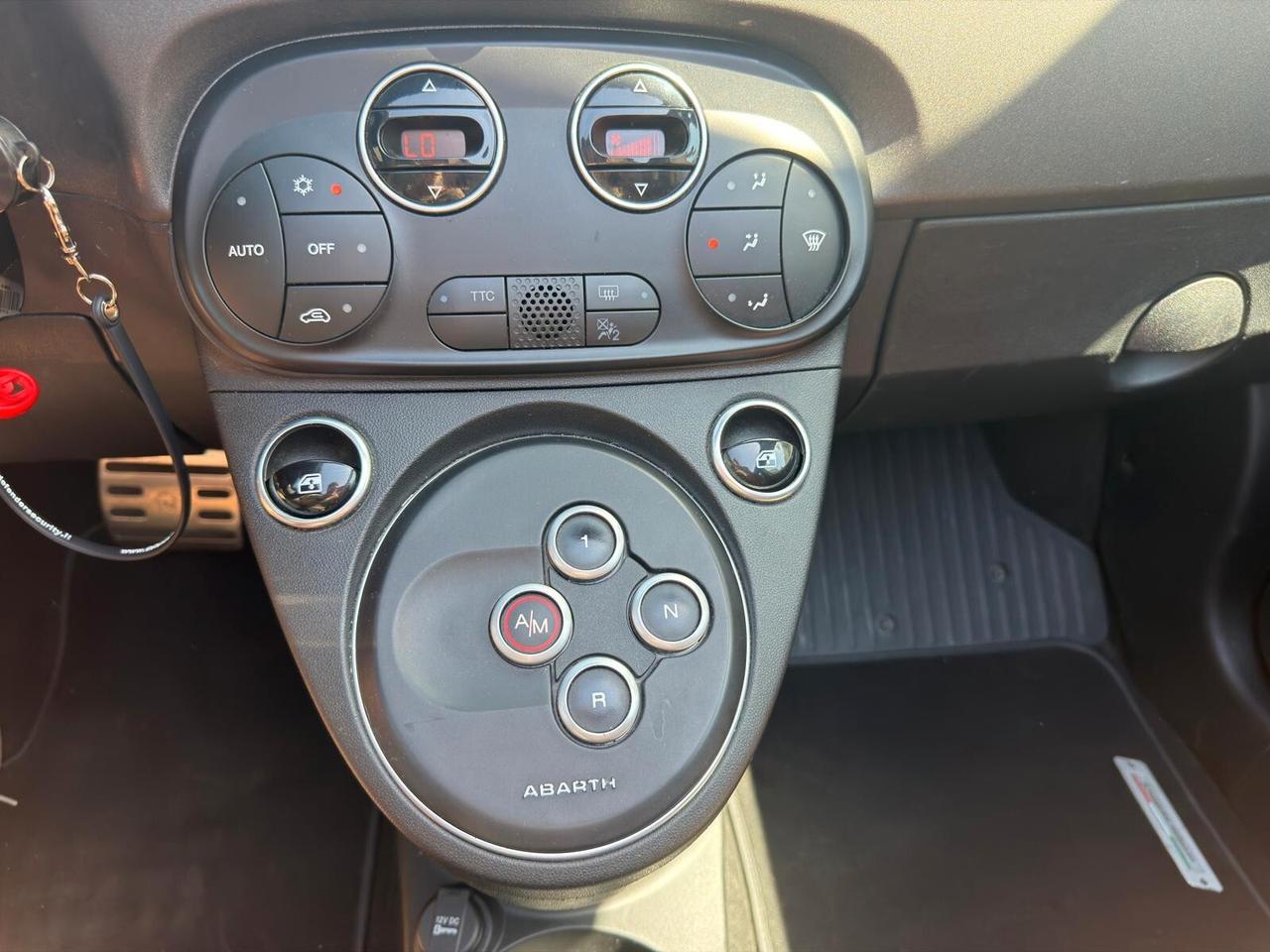 Abarth 595C 1.4 t-jet 70° Competizione 180cv auto Uff Italy Pelle USB