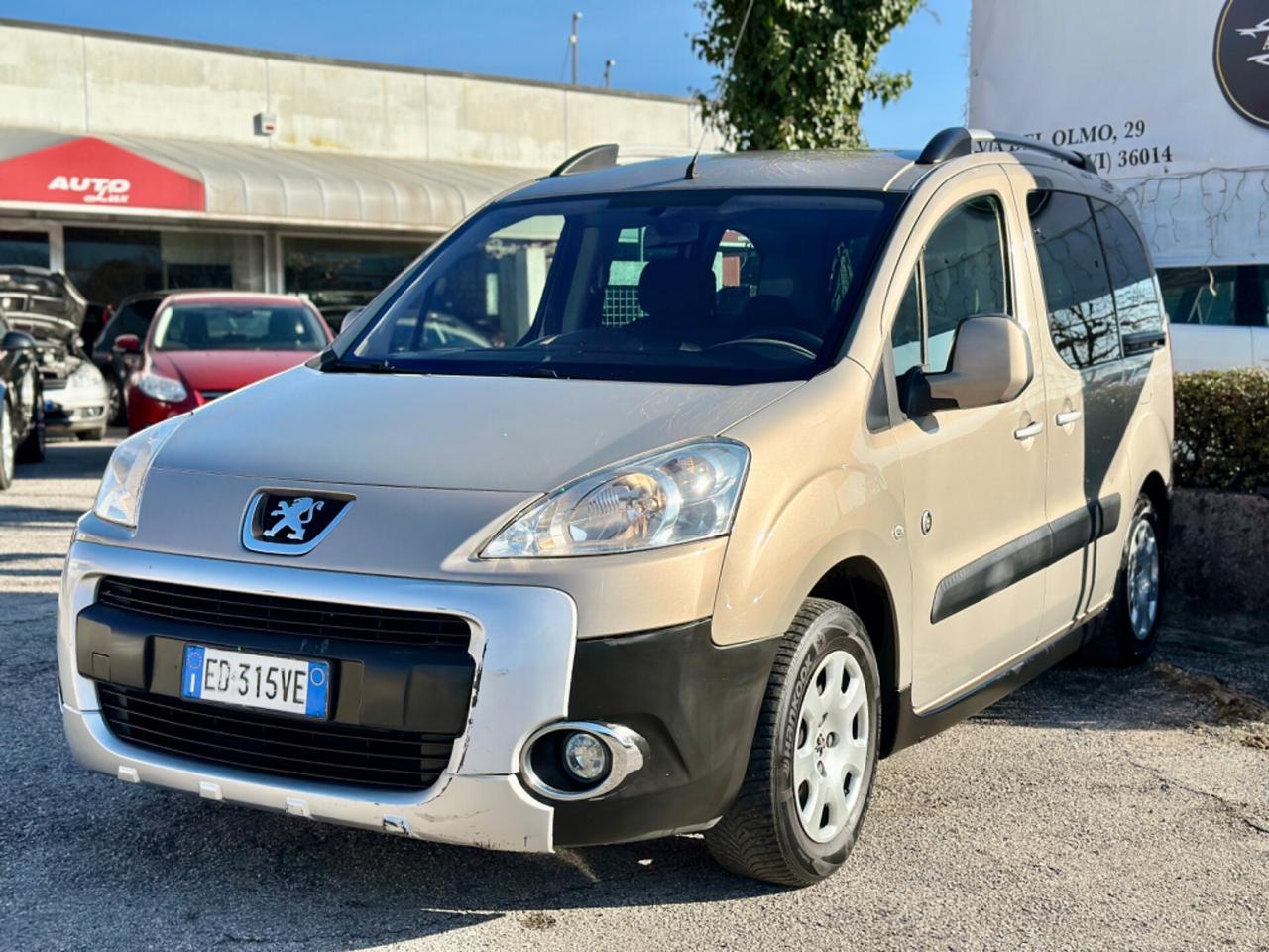 PEUGEOT PARTNER TEPEE 1.6 HDi 112CV Premium OK NEOPATENTATI