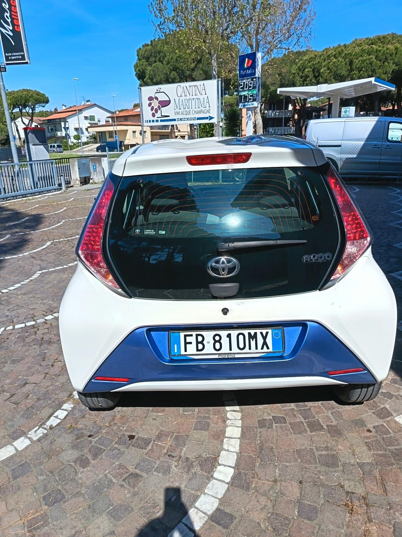 Toyota Aygo 1.0 VVT-i 69 CV 5 porte x-cool