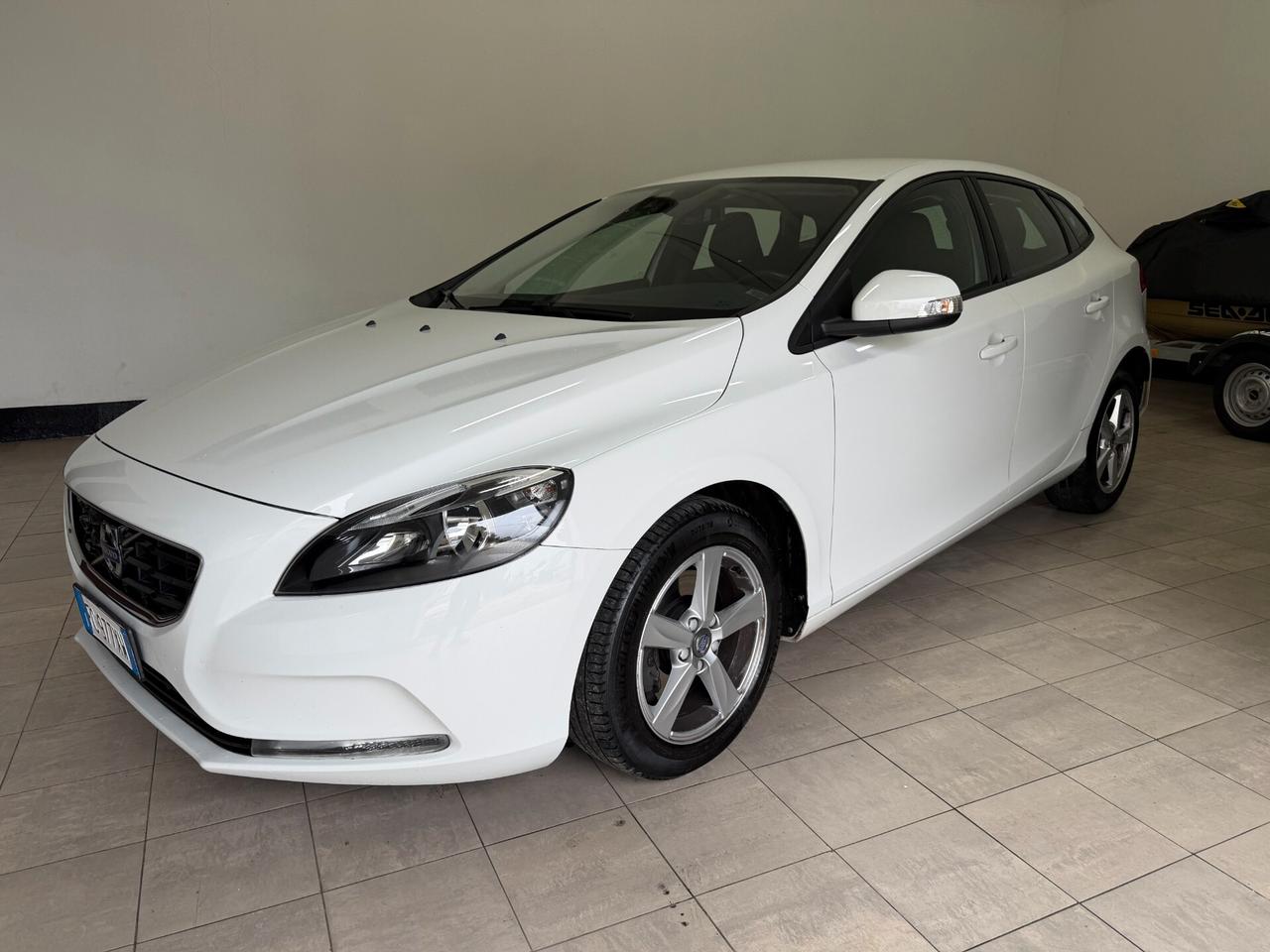 Volvo V40 D2 2016 BERLINA EURO6 OK NEOPATENTATI