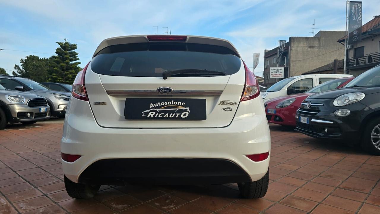 Ford Fiesta 1.5 TDCi 75CV 5 porte Titanium