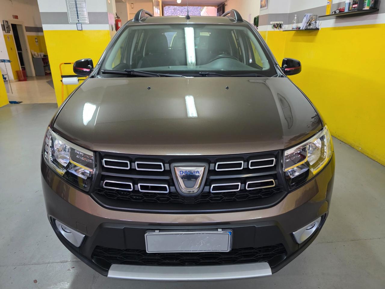 Sandero Stepway 0.9 TCe 90 CV Techroad AZIENDALE
