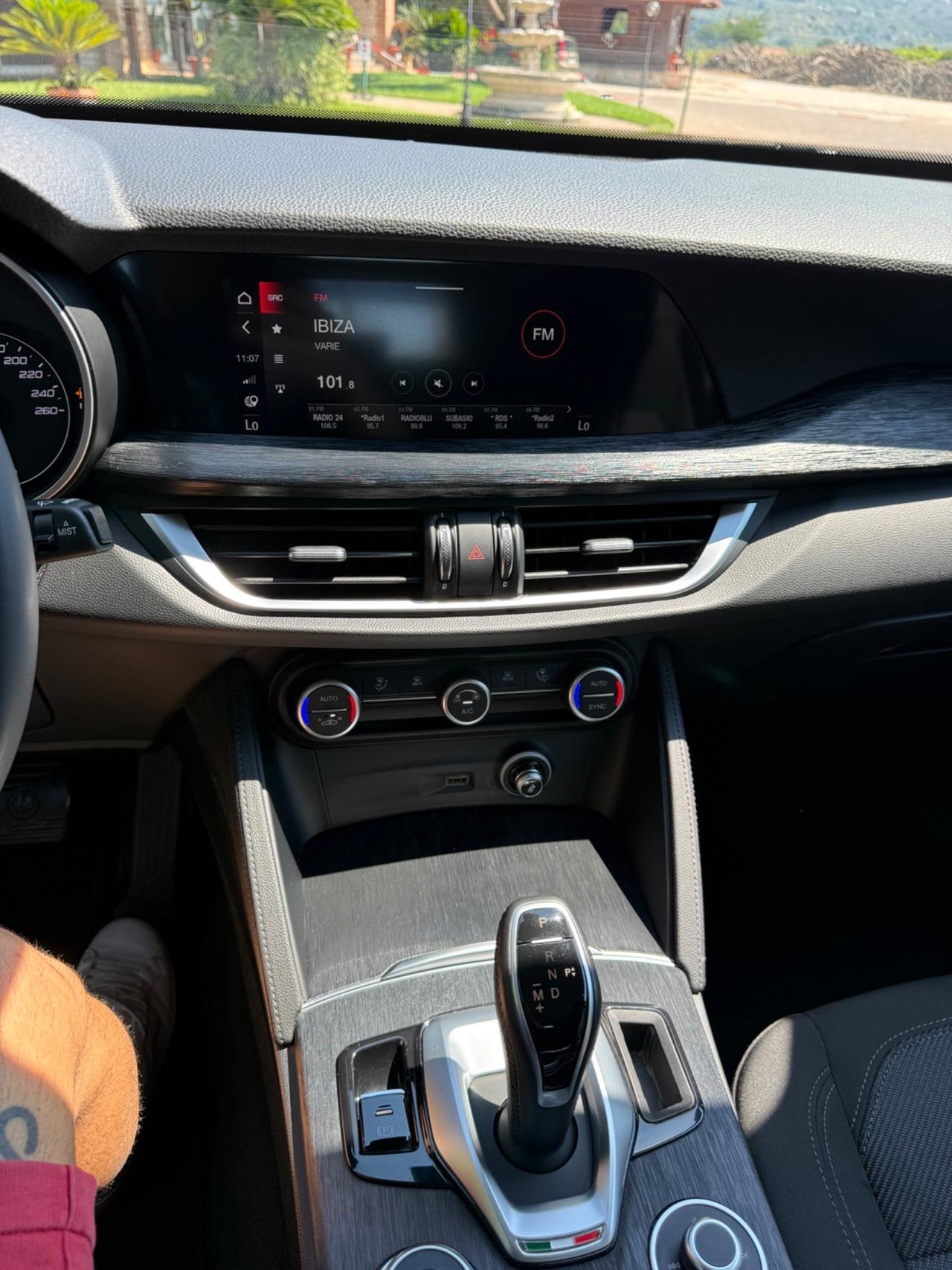 Alfa Romeo Stelvio 2.2 Turbodiesel 190 CV anno 2021 uni proprietario