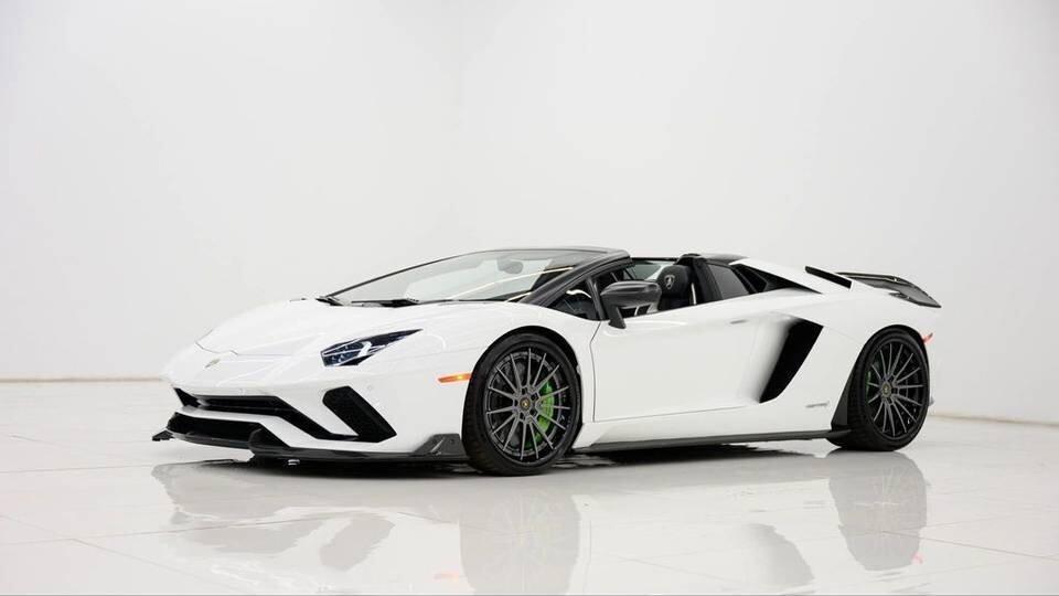 Lamborghini Aventador S6.5 V12 NOLEGGIO LUNGO TERMINE - LEASING FULL INCLUSIVE