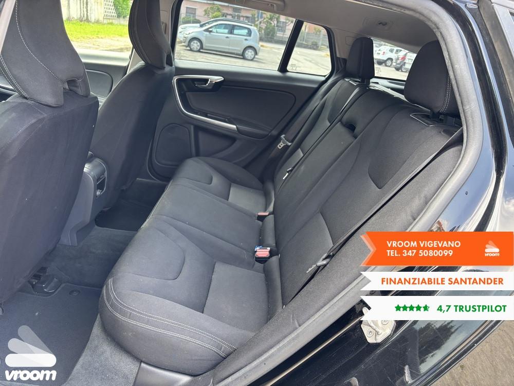 VOLVO V60 (2010-2018) V60 D2 1.6 R-design Momentum