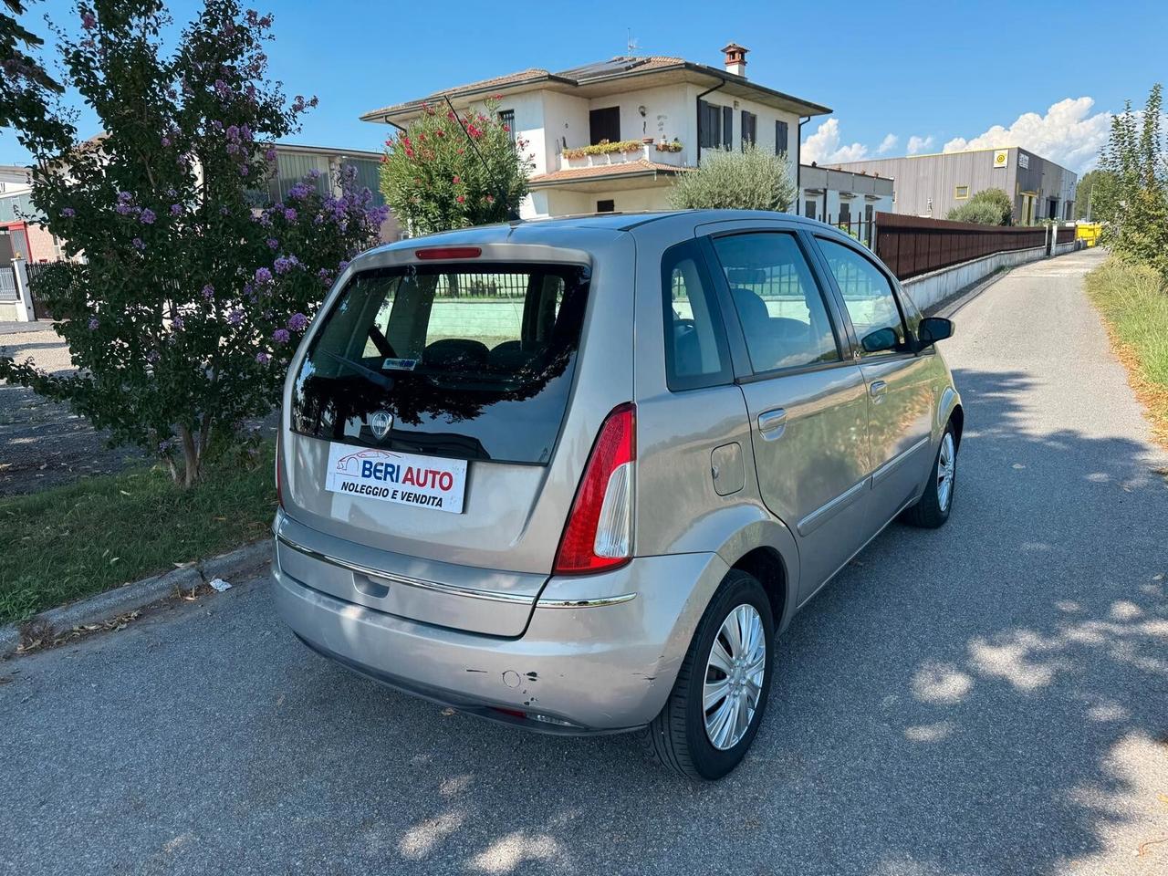 Lancia MUSA benzina adatta neopatentati