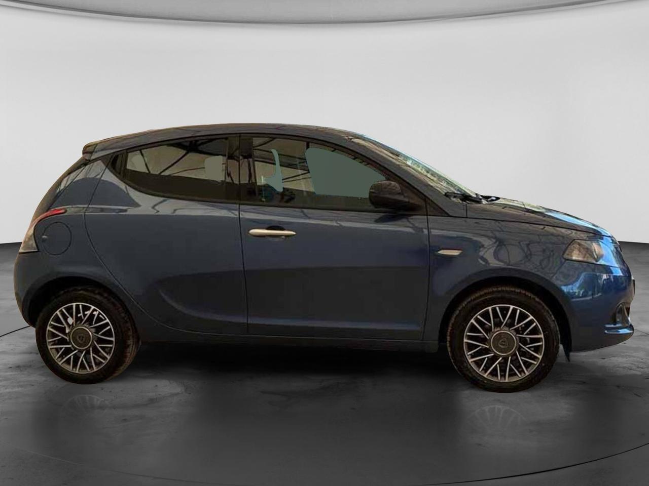 LANCIA Ypsilon III - Ypsilon 1.0 firefly hybrid Gold Plus s&s 70cv