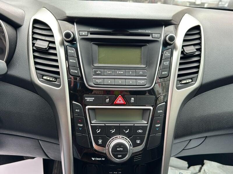 Hyundai i30 i30 5p 1.6 crdi Comfort 110cv