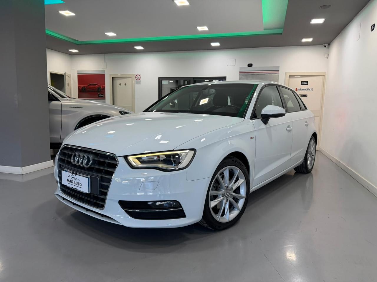 Audi A3 SPB 1.6 TDI Ambiente