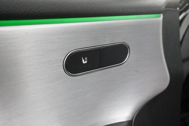 MERCEDES-BENZ A 180 A 180 d Automatic Progressive Advanced