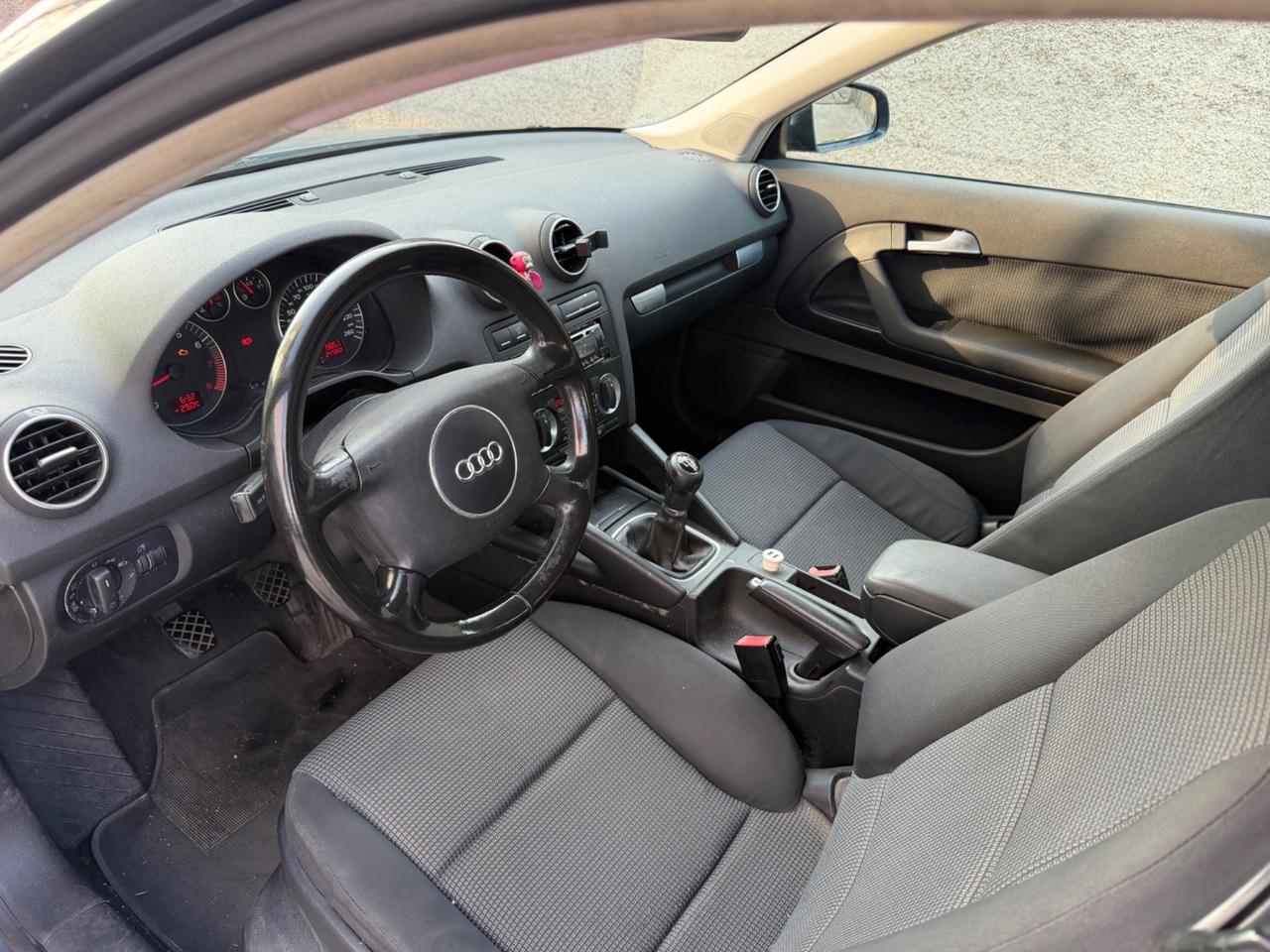 AUDI A3 SPORT-BACK 1.6 BENZINA EURO4 CLIMA FUNZIONATE