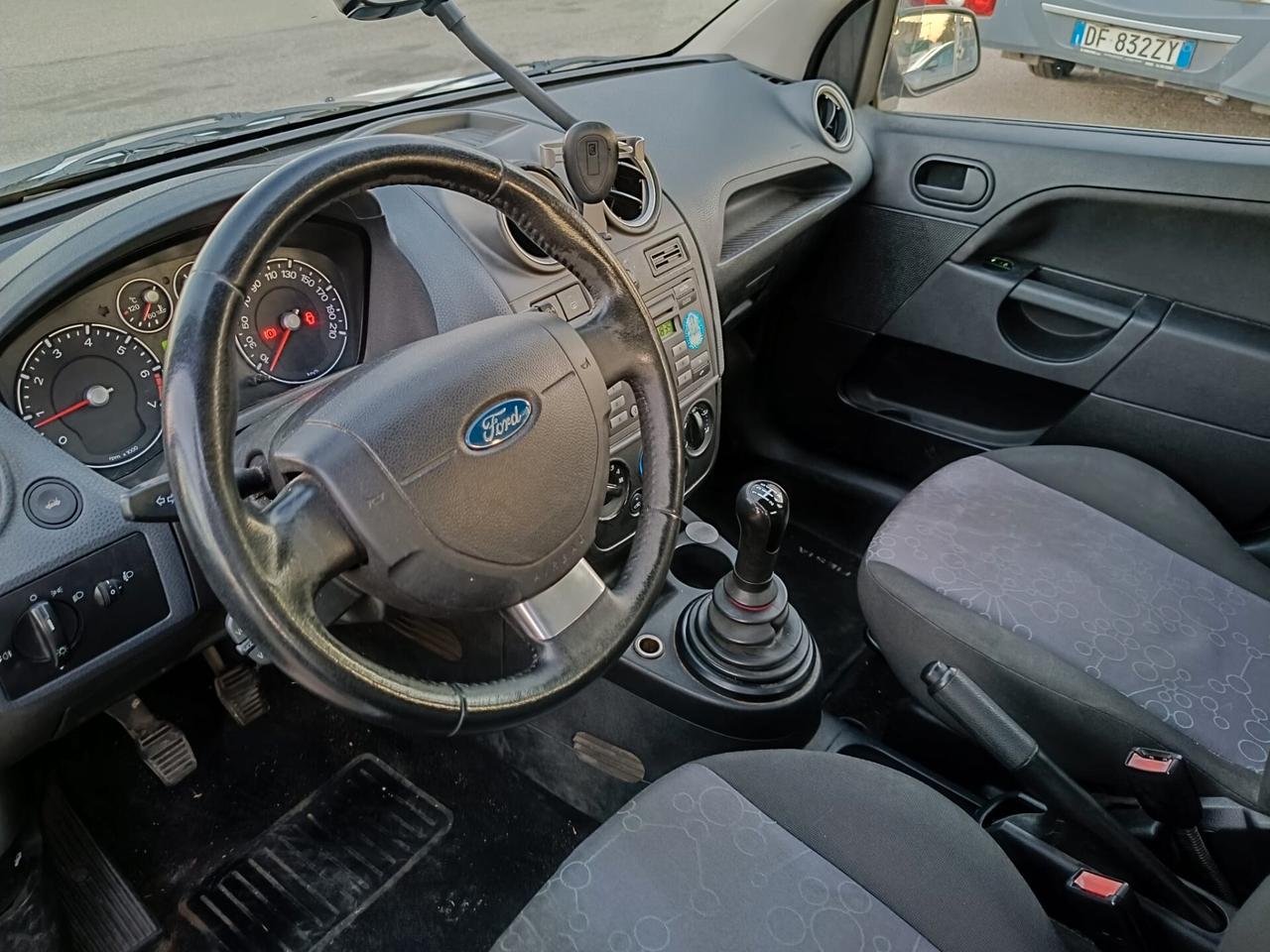 Ford Fiesta 1.2 benzina