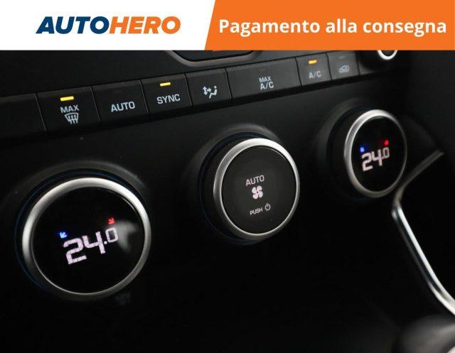 JAGUAR E-Pace 2.0 249 CV AWD aut. R-Dynamic SE