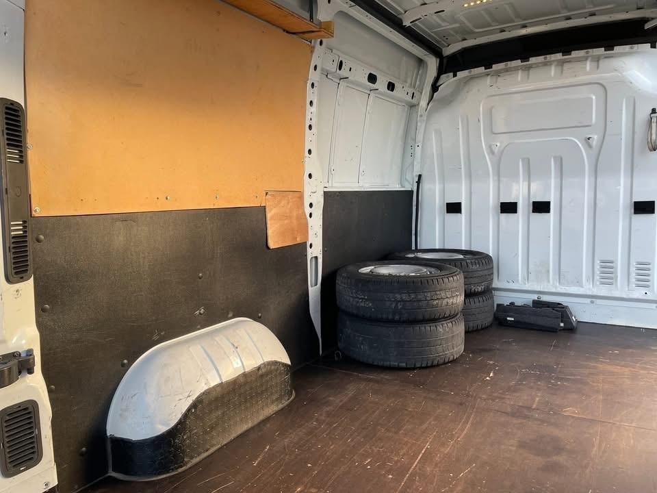 Renault Master 2.3 dci 125 cv