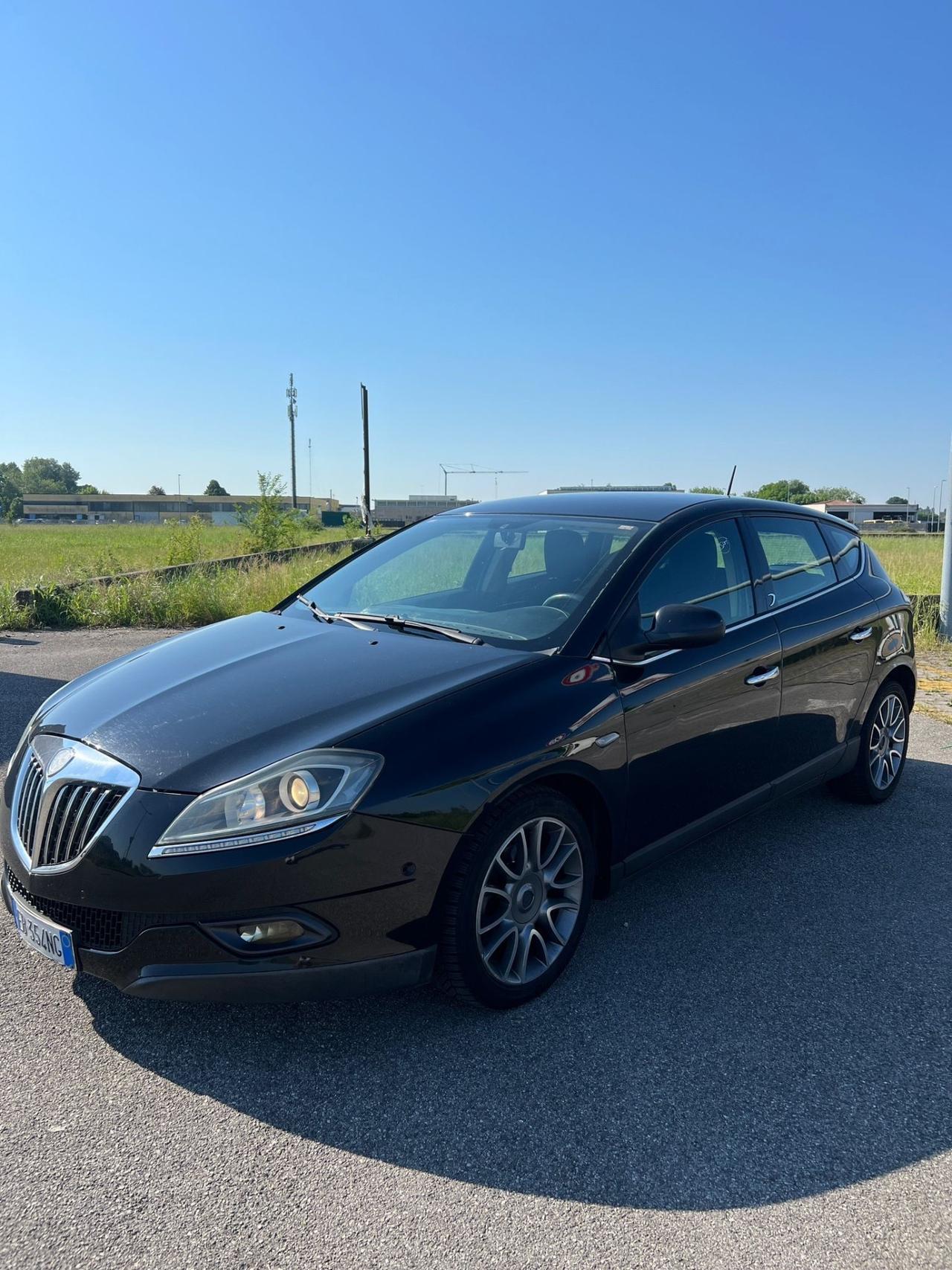Lancia Delta 1.4 T-Jet 120 CV Platino Ecochic GPL