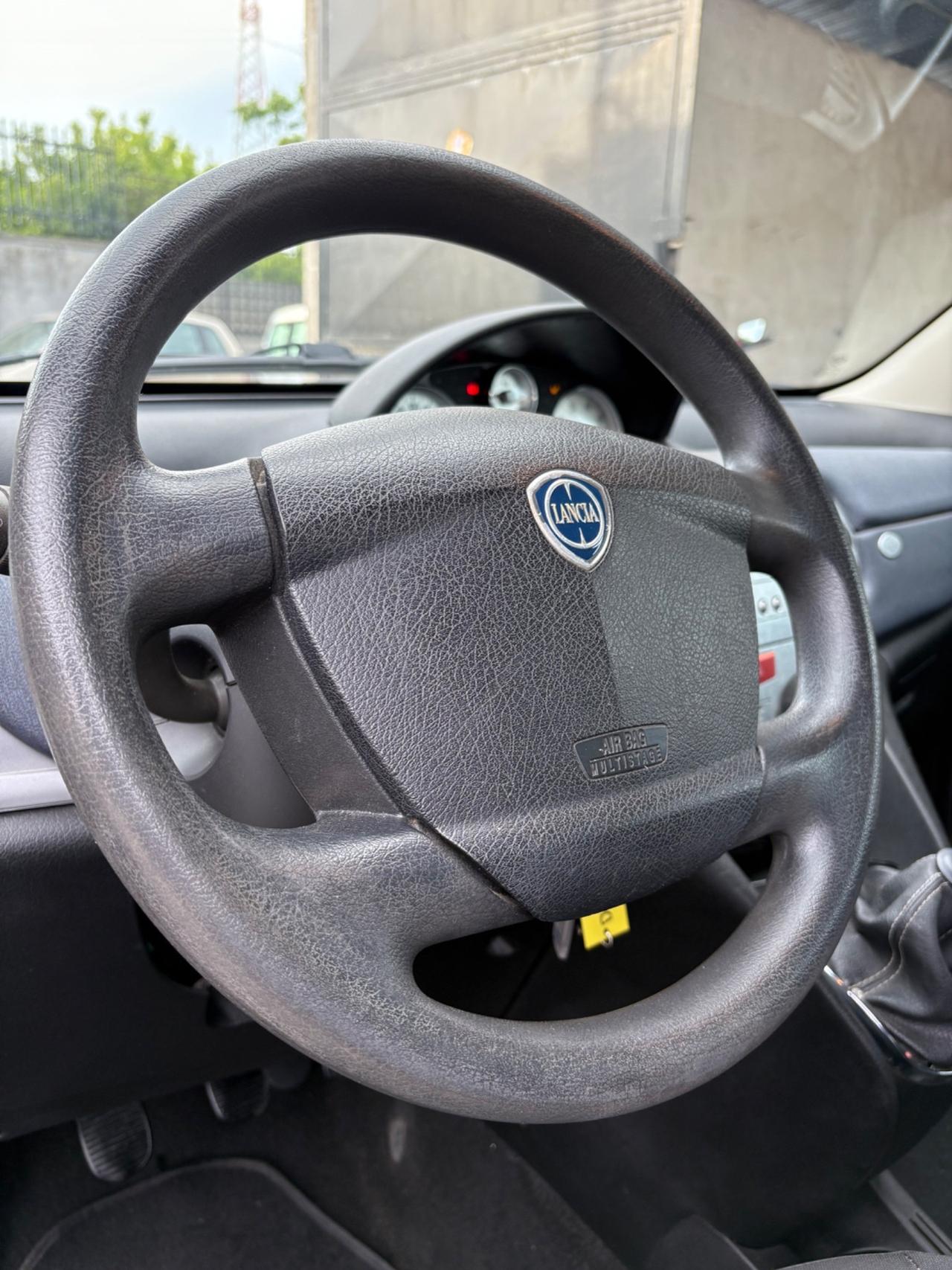 Lancia Ypsilon 1.2 benz. Splendida condizioni
