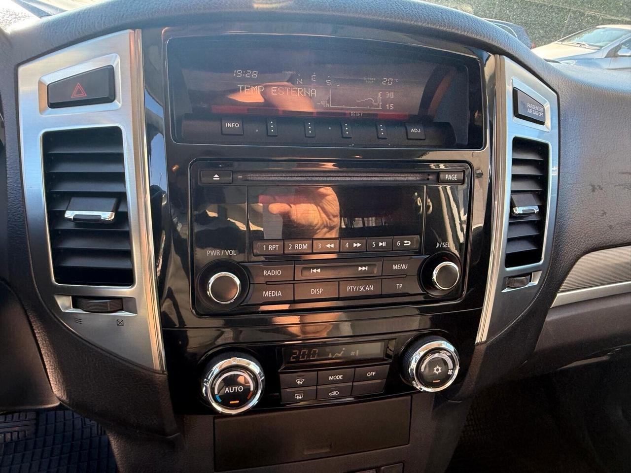 Mitsubishi Pajero 3.2 DI-D 16V aut. 3p. Involve DPF